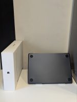 LAPTOP MACBOOK AIR 2022 APPLE M2 16GB 256SSD 13.6" – Image 4